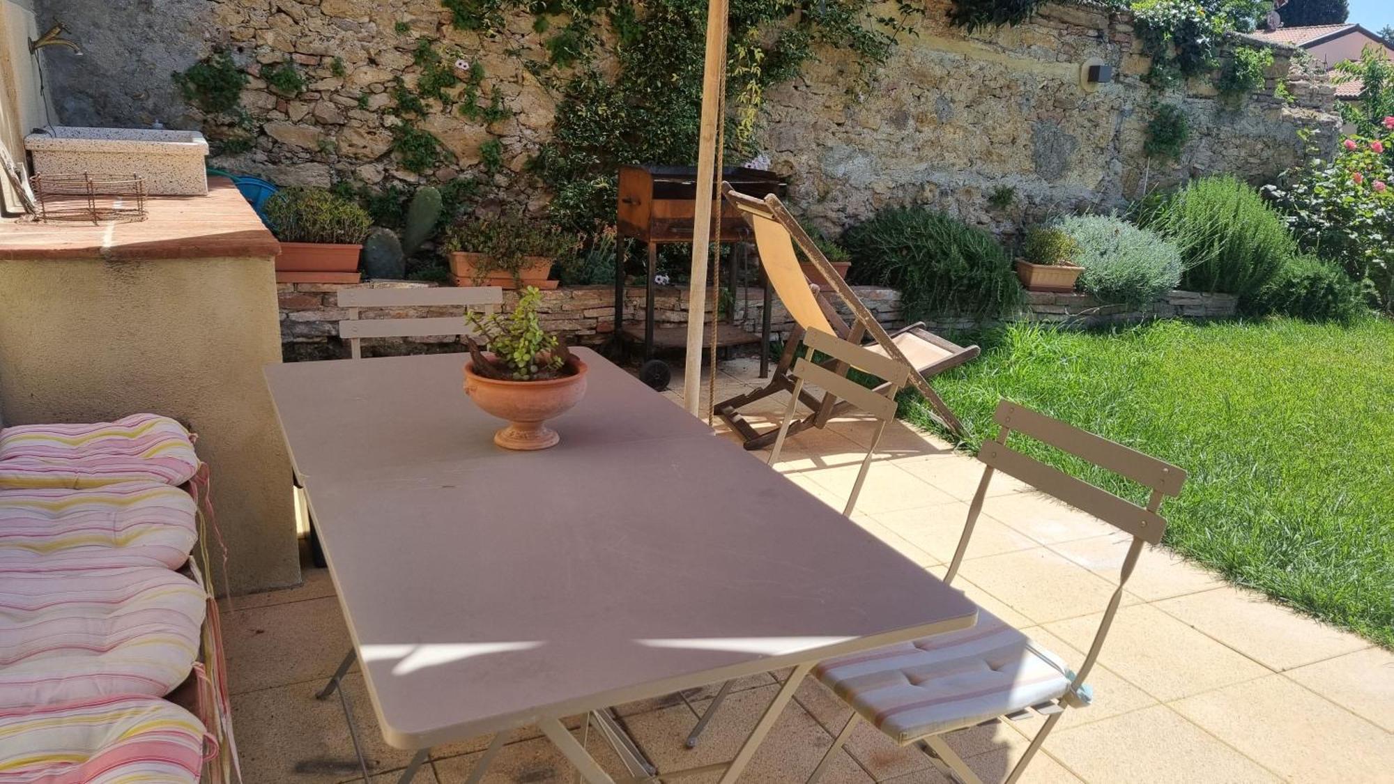 Il Piccino 29, Esperienza Romantica In Borgo.... Montescudaio Exterior photo